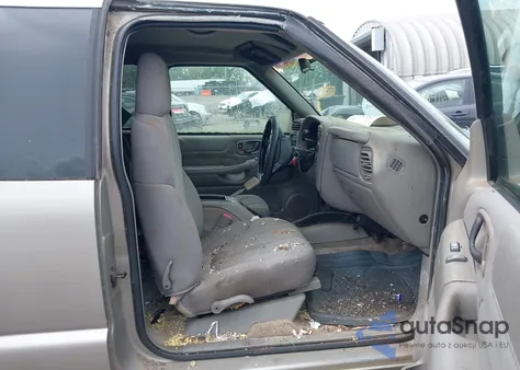 2003 GMC Sonoma Sls из США, поврежденный, VIN 1GTDT19XX38154686